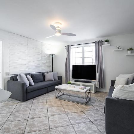 Apartmán Collins Chic Miami Beach Exteriér fotografie