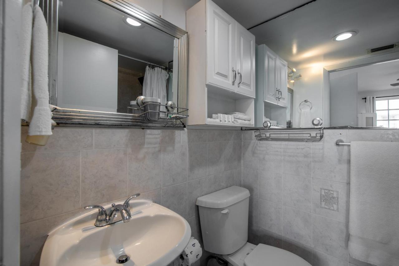 Apartmán Collins Chic Miami Beach Exteriér fotografie
